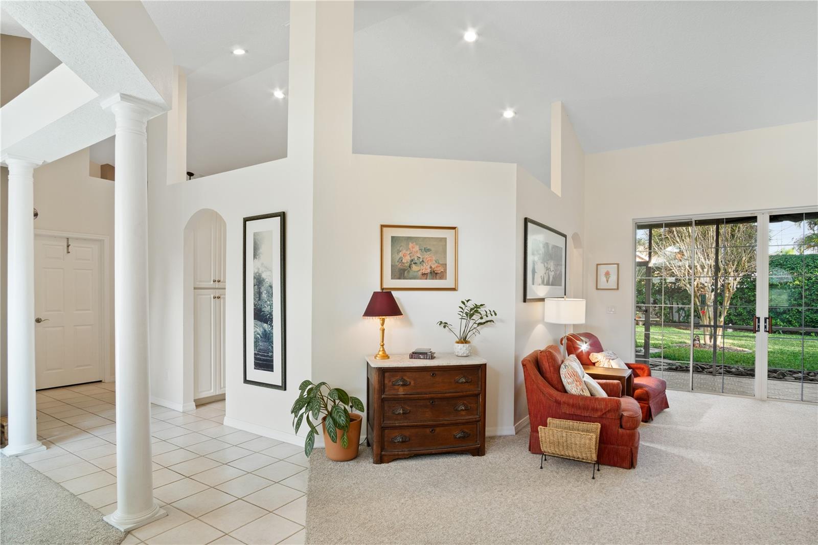 UNIVERSITY ESTATES - Residential