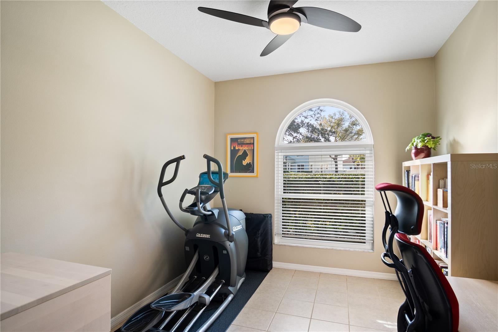 UNIVERSITY ESTATES - Residential