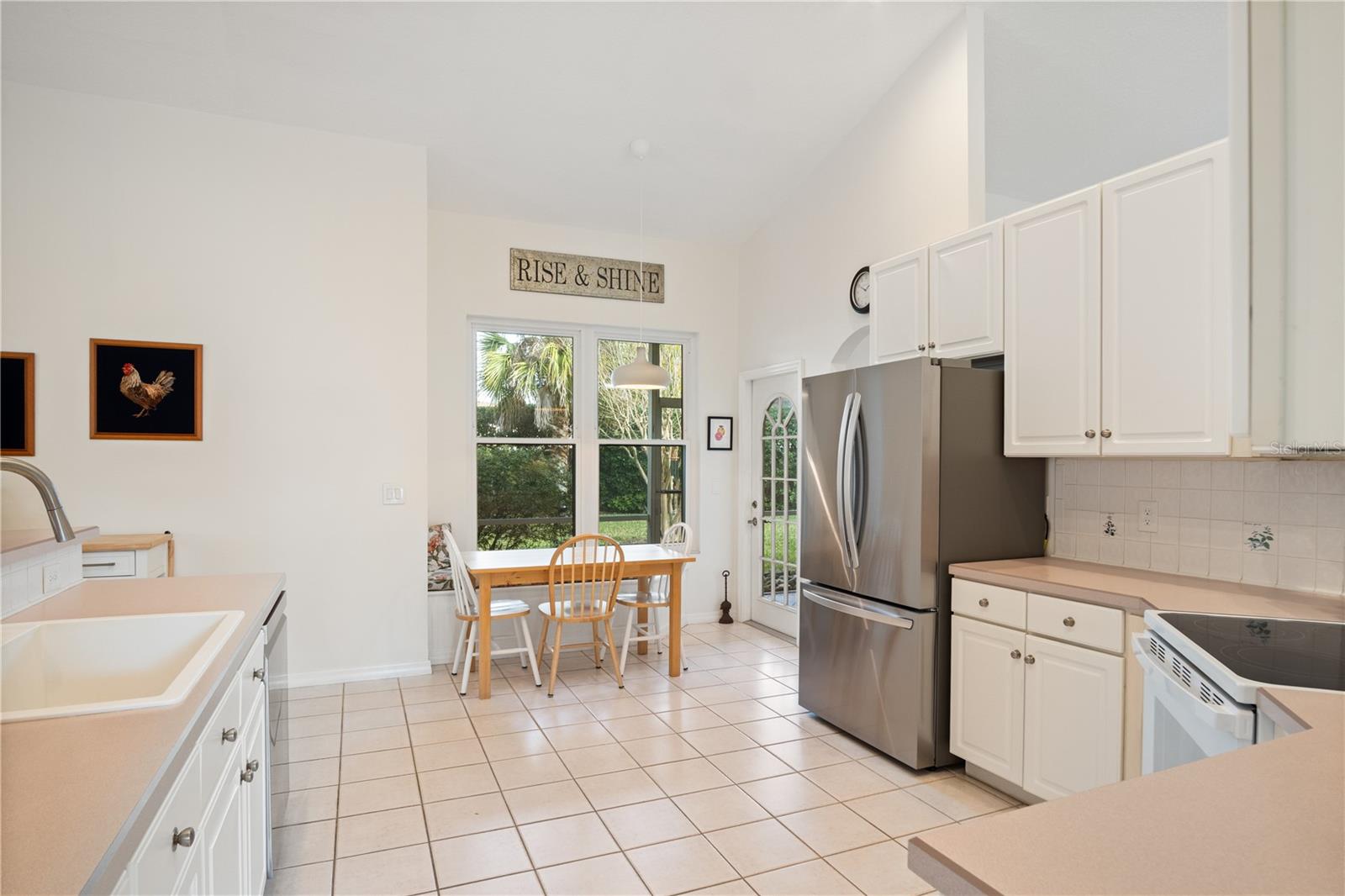 UNIVERSITY ESTATES - Residential