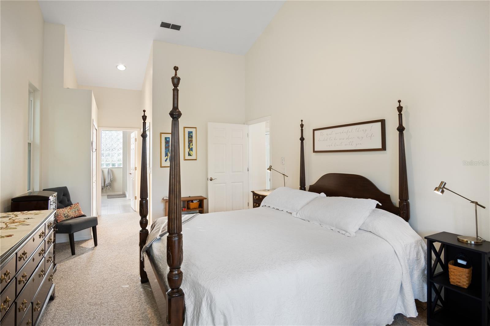 UNIVERSITY ESTATES - Residential