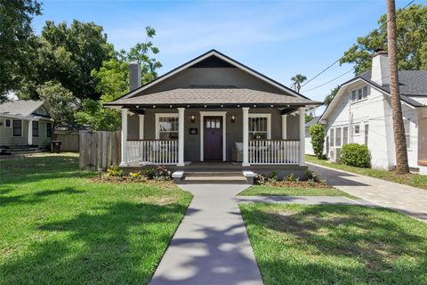 Photo of 421 E Concord Street, Orlando, FL 32803 (MLS # O6417839)
