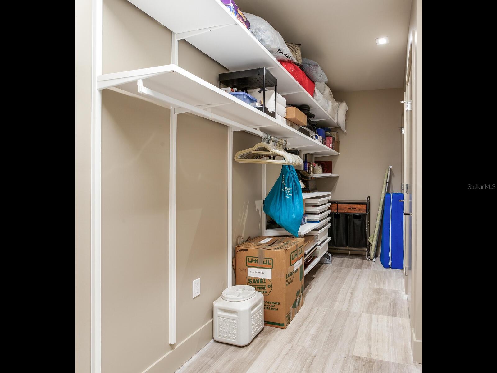 BAYSHORE YSABELLA A CONDOMINIUM - Residential