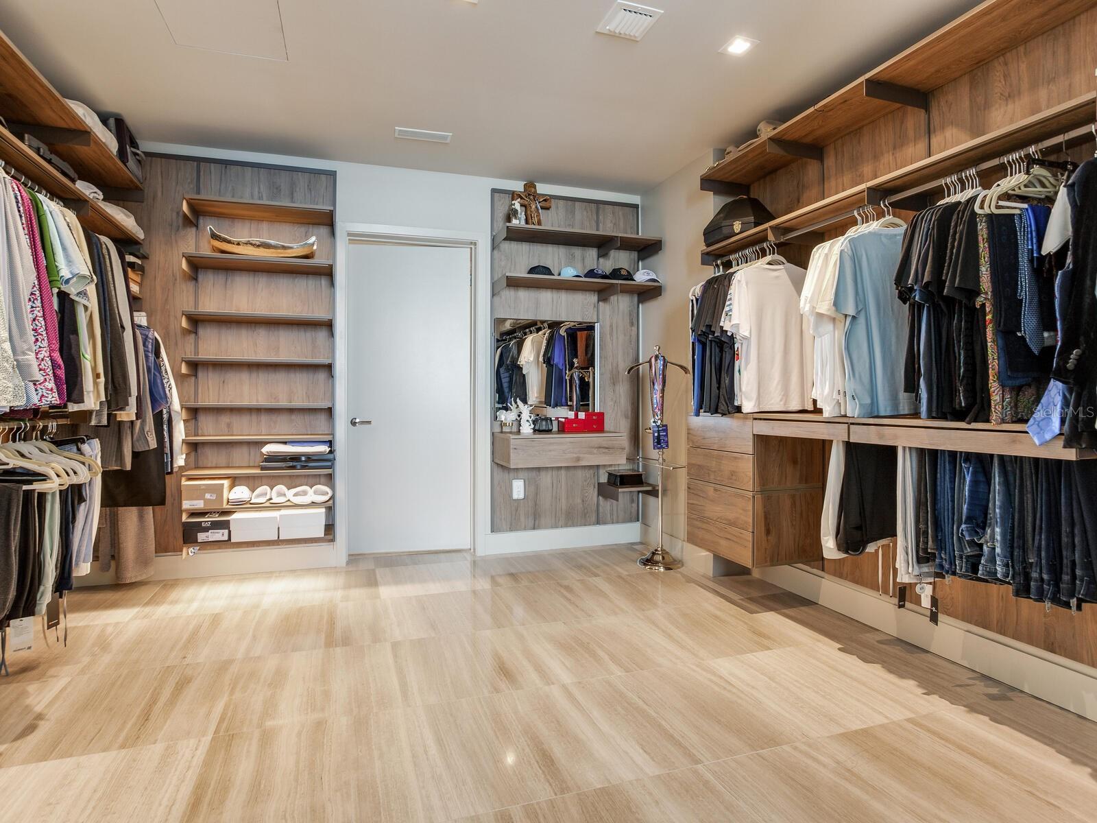 BAYSHORE YSABELLA A CONDOMINIUM - Residential