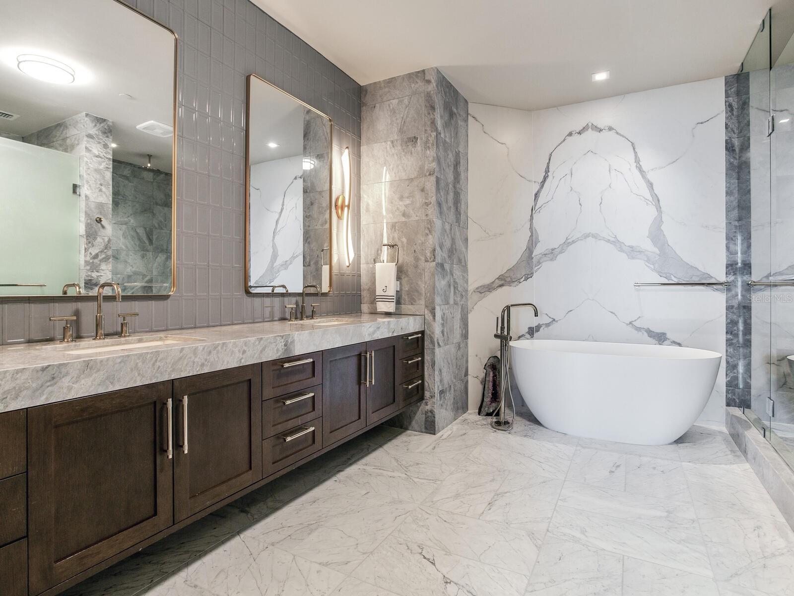 BAYSHORE YSABELLA A CONDOMINIUM - Residential