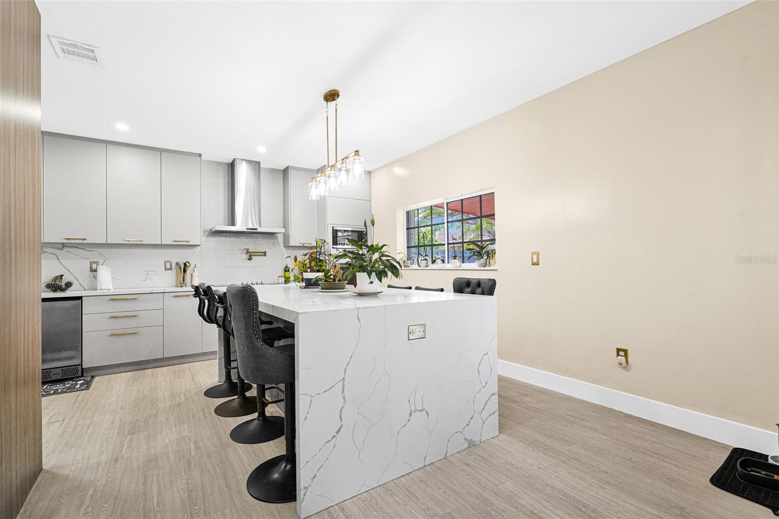 MILON VENTURE - Residential