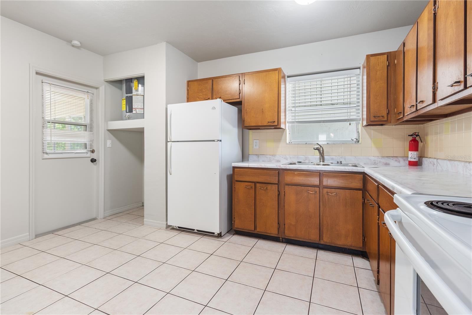 SPRING HILL - Residential