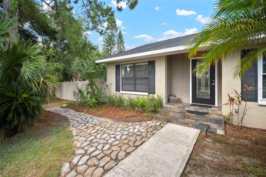 Photo of 1004 Classic Drive, Valrico, FL 33594 (MLS # TB8407904)