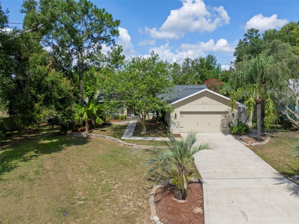 Photo of 1004 Classic Drive, Valrico, FL 33594 (MLS # TB8407904)