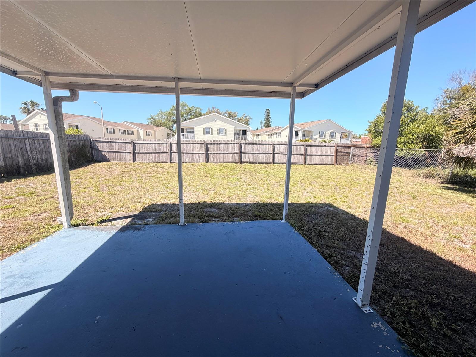 EMBASSY HILLS - Residential