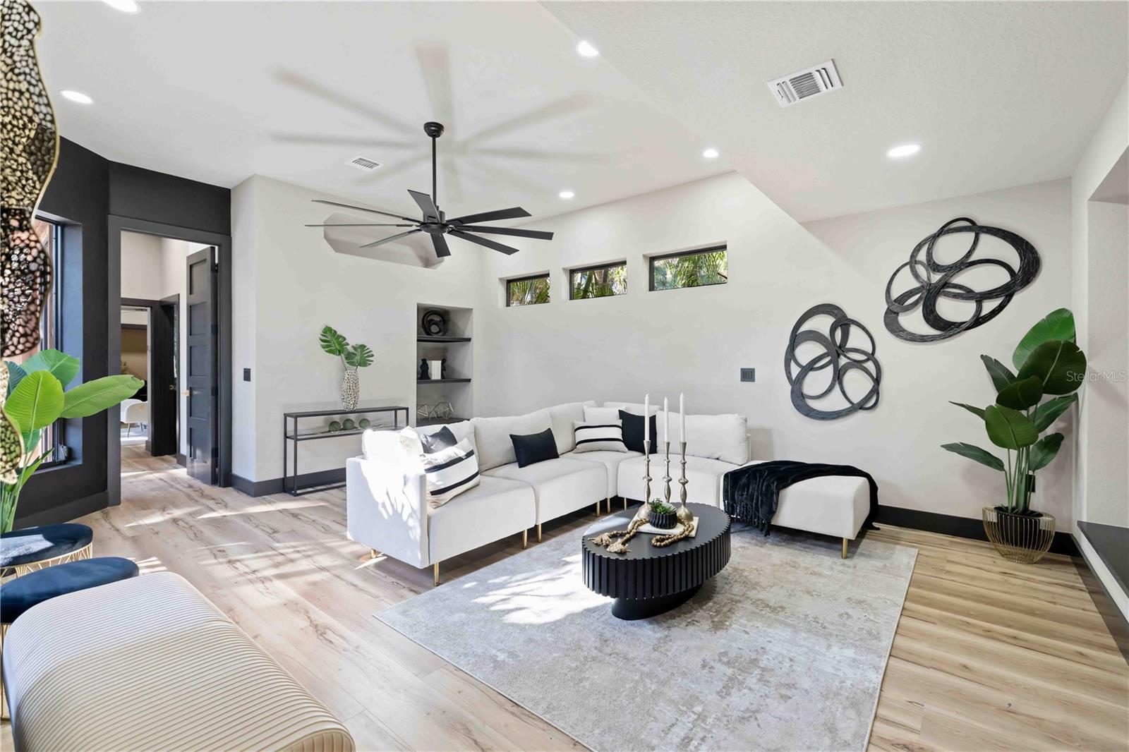 OCEAN BEACH REP - Residential