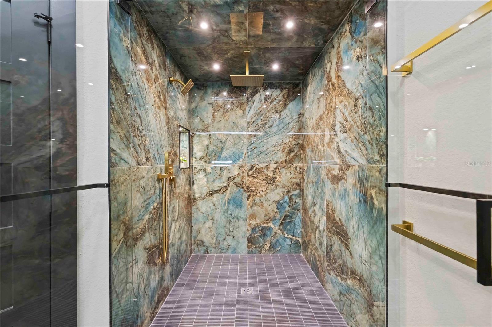 OCEAN BEACH REP - Residential