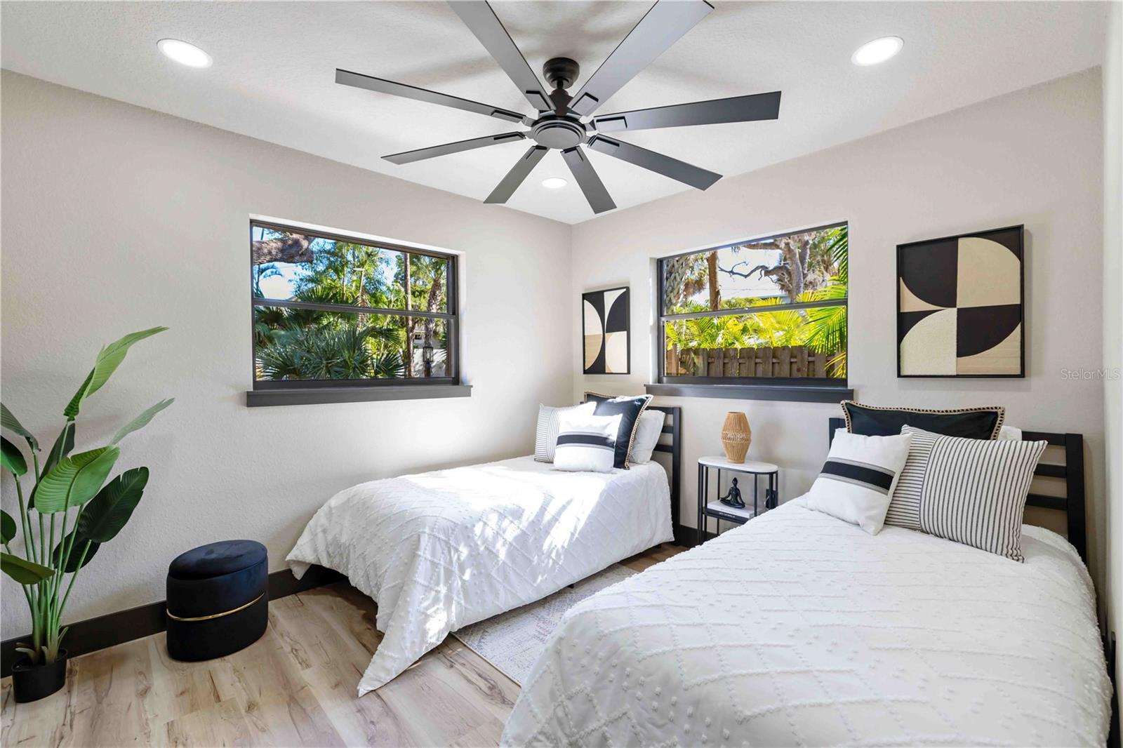 OCEAN BEACH REP - Residential