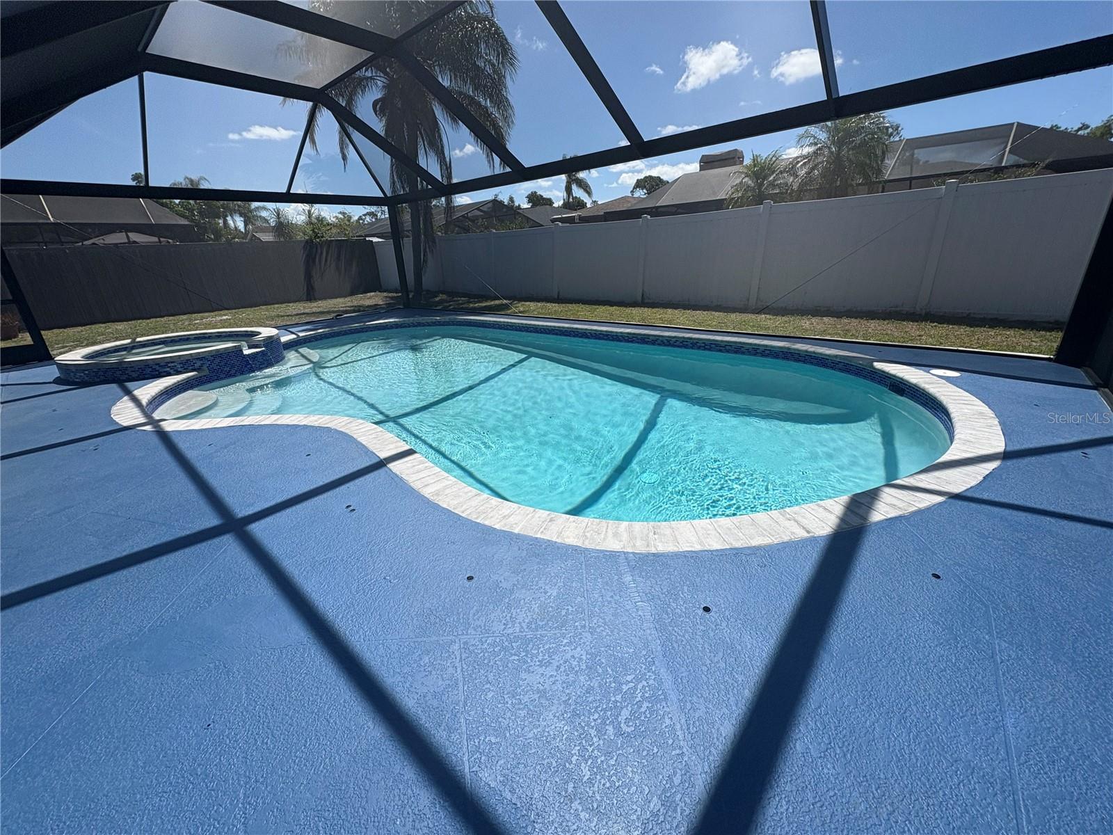 LAKE SARASOTA UNIT 09 - Residential