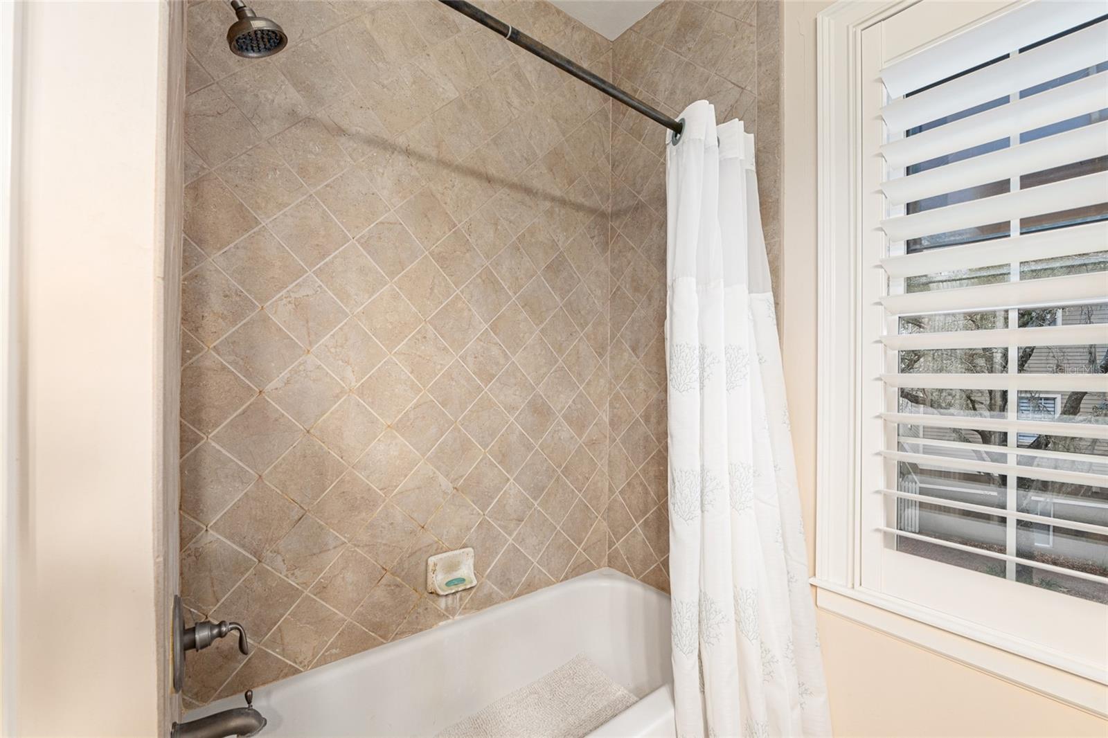 HAILE PLANTATION VILLAGE CENTER - Commercial Sale