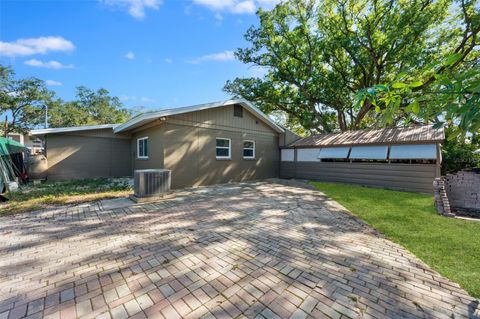 A home in TAMPA