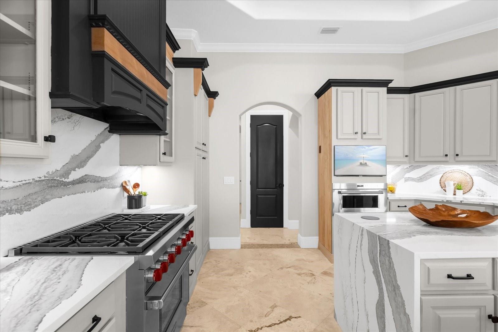 HEATHROW WOODS - Residential