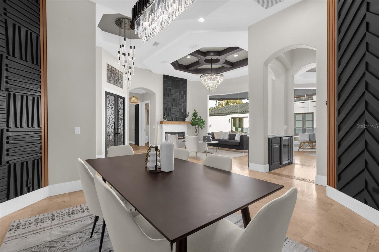 HEATHROW WOODS - Residential