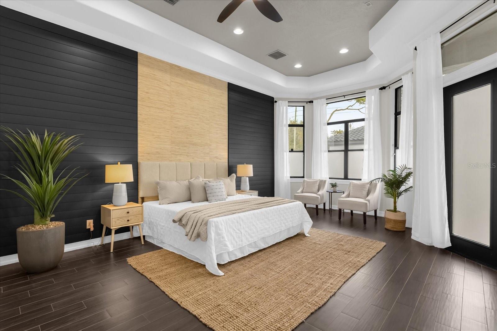 HEATHROW WOODS - Residential