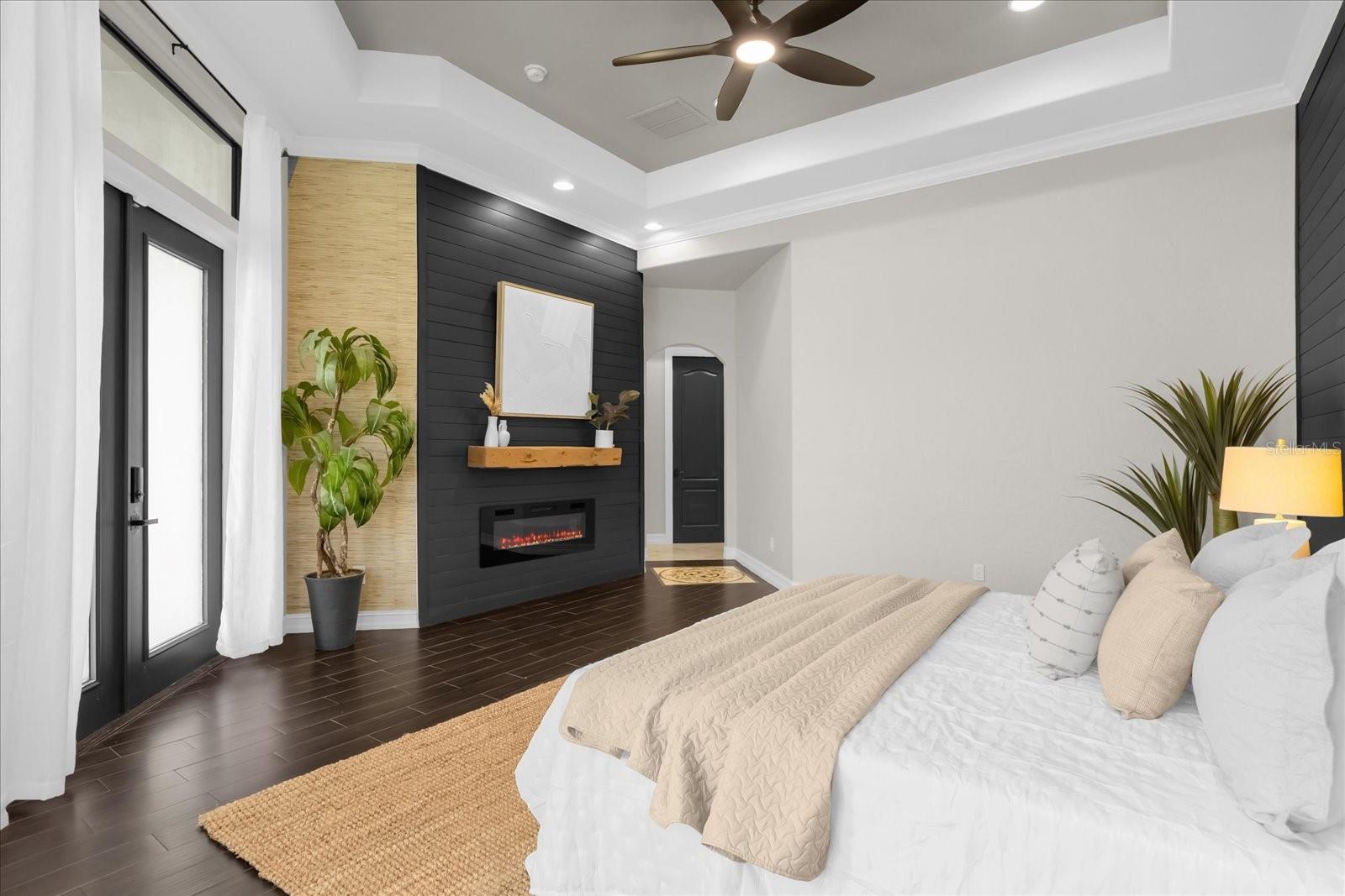 HEATHROW WOODS - Residential