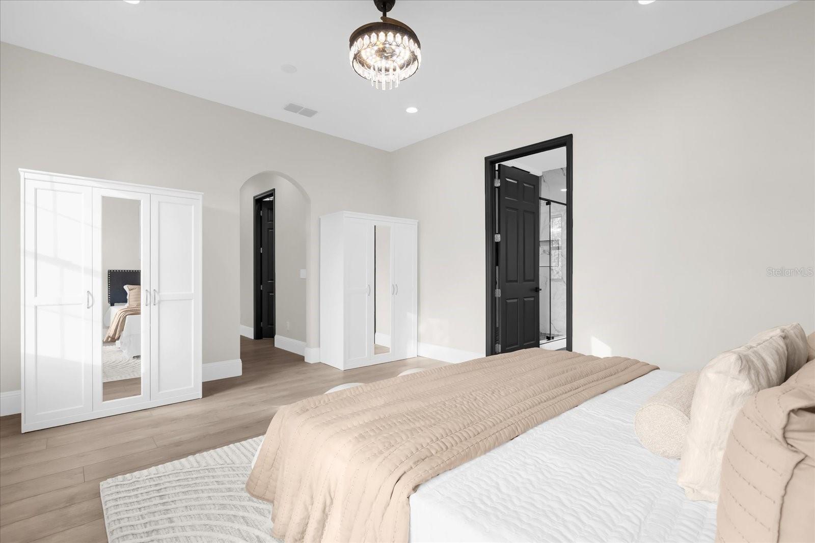 HEATHROW WOODS - Residential