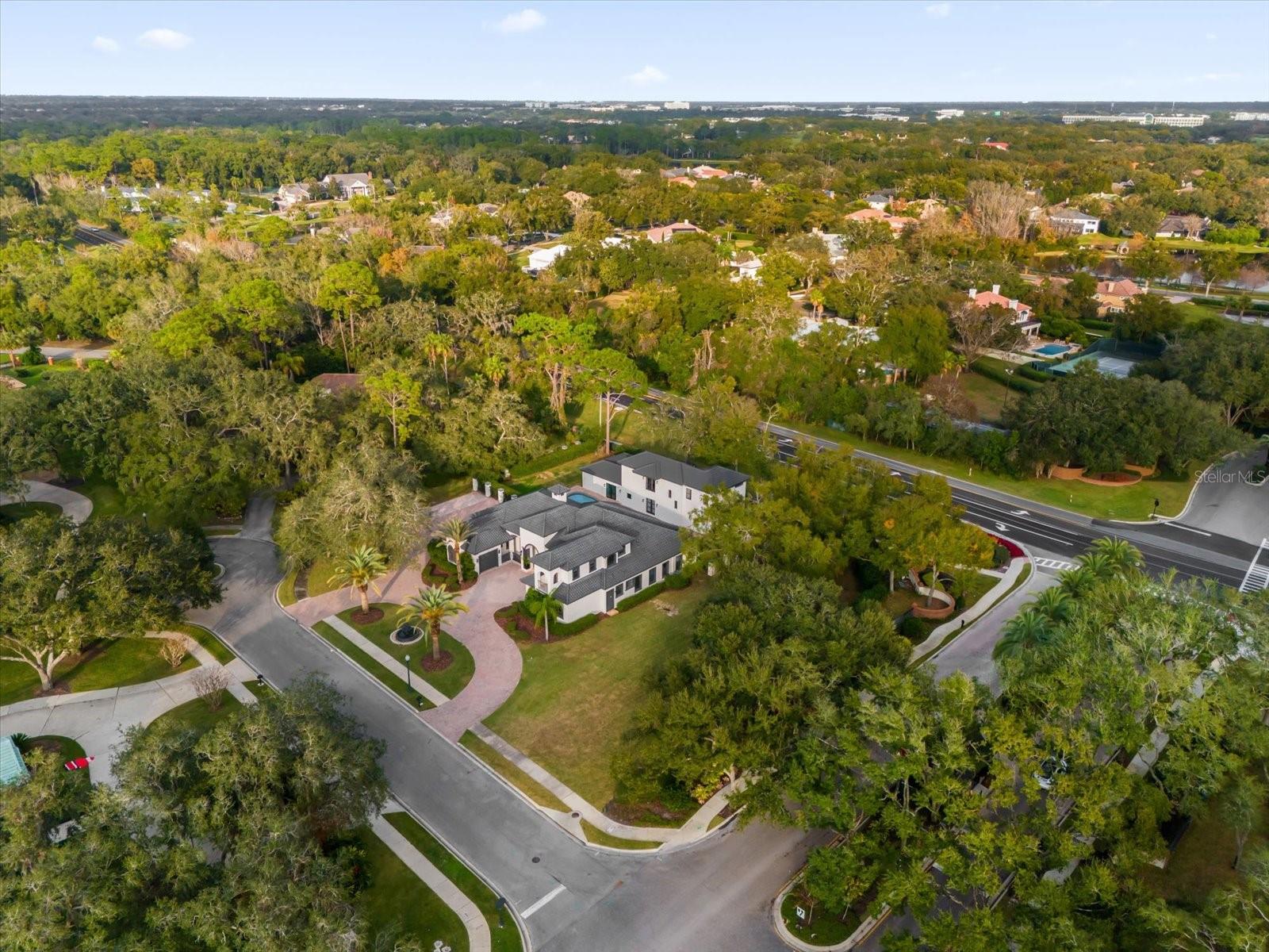 HEATHROW WOODS - Residential