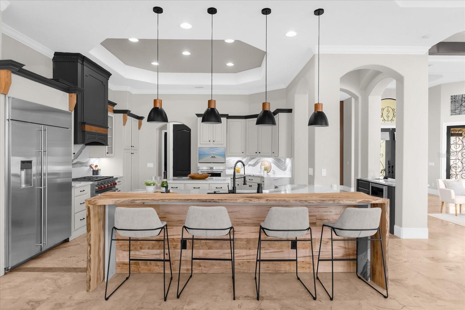 HEATHROW WOODS - Residential