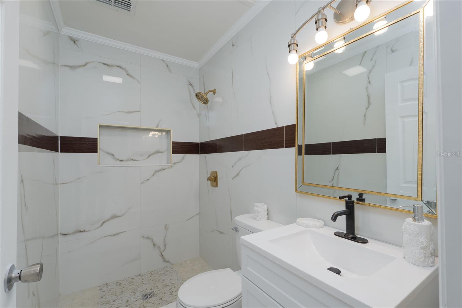 ATLANTIC SHORES - Residential