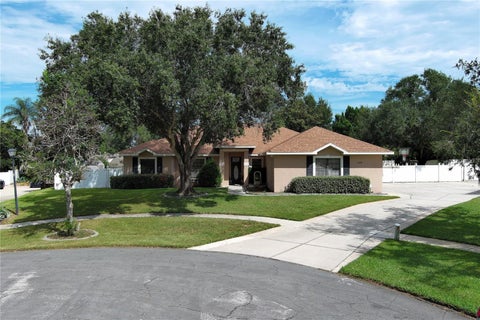 Photo of 11318 Summer Wind Court, Clermont, FL 34711 (MLS # S5158268)