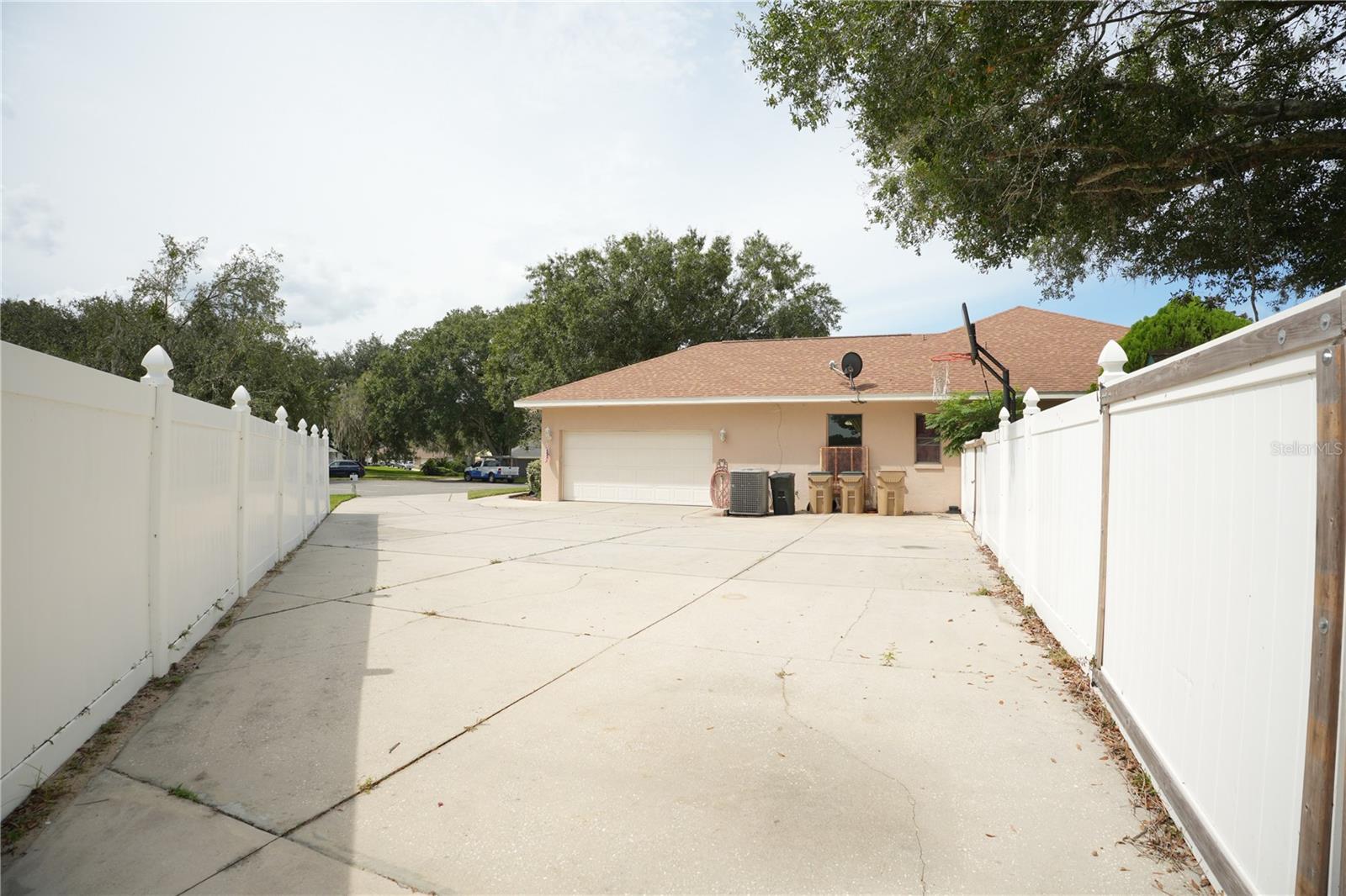 11318 SUMMER WIND COURT