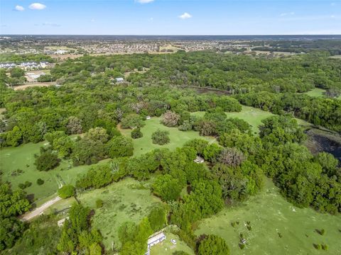 Tiny photo for 747 County Road 466a, Fruitland Park, FL 34731 (MLS # G5094182)