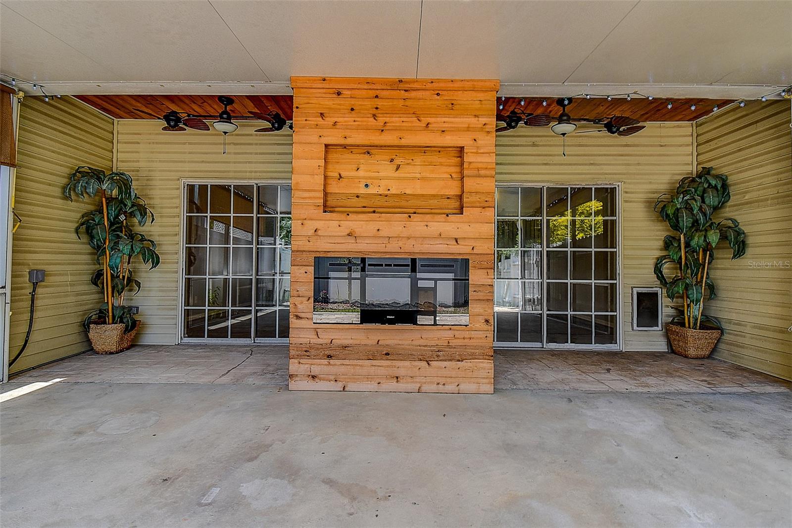 VILLAGE OF SAFETY HARBOR - Residential