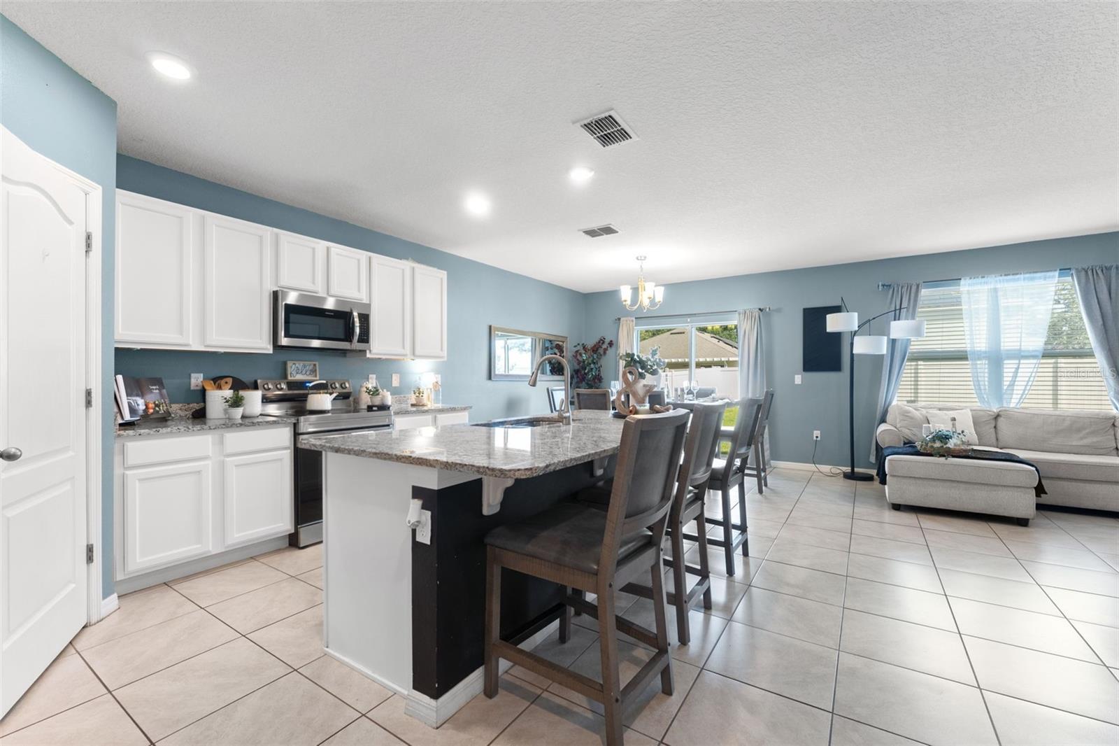 3725 HOLLY GROVE LANE