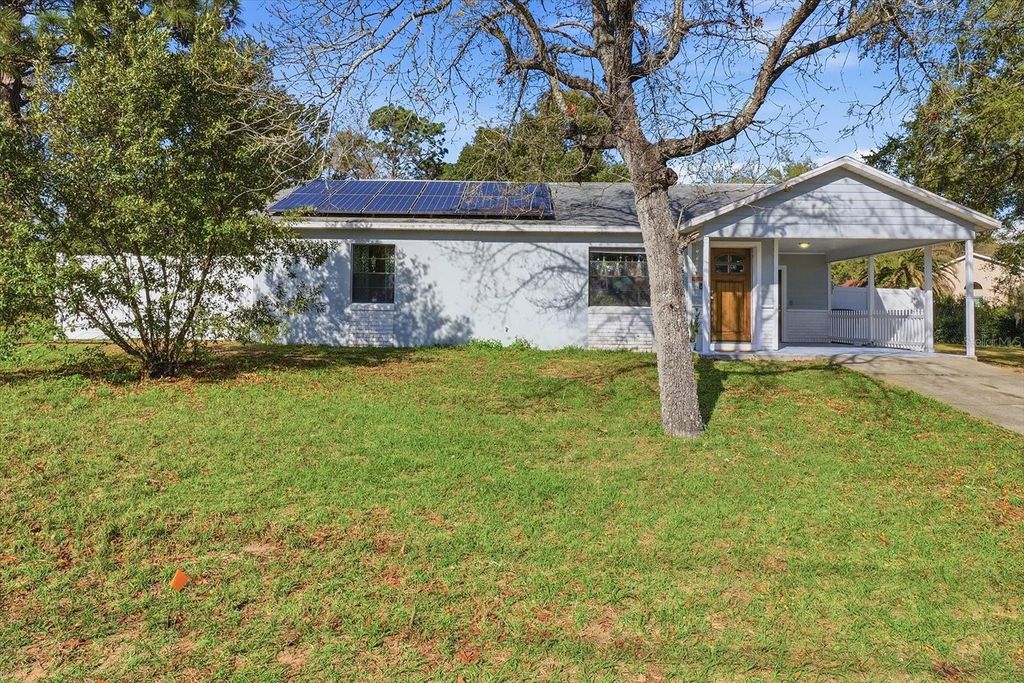 Photo of 75 Rose Avenue, Beverly Hills, FL 34465 (MLS # OM720735)