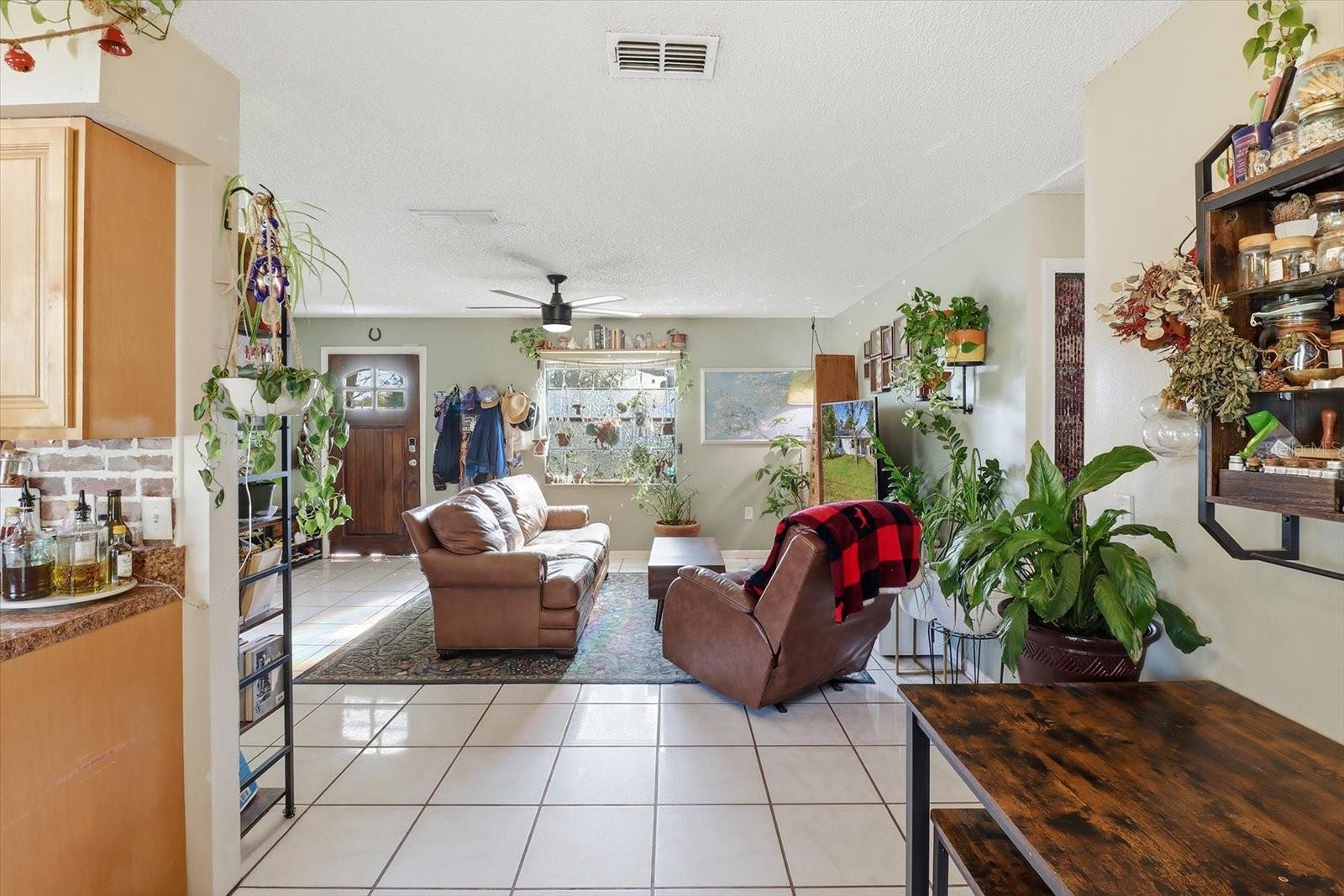 BEVERLY HILLS UN 2 - Residential