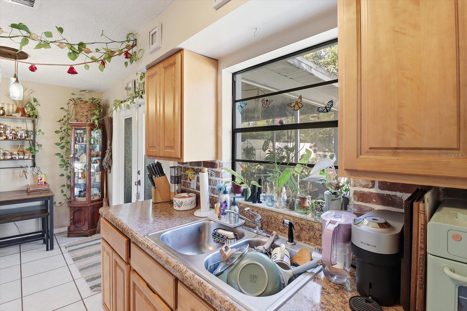 BEVERLY HILLS UN 2 - Residential