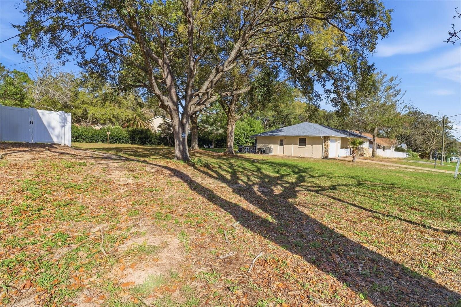 BEVERLY HILLS UN 2 - Residential