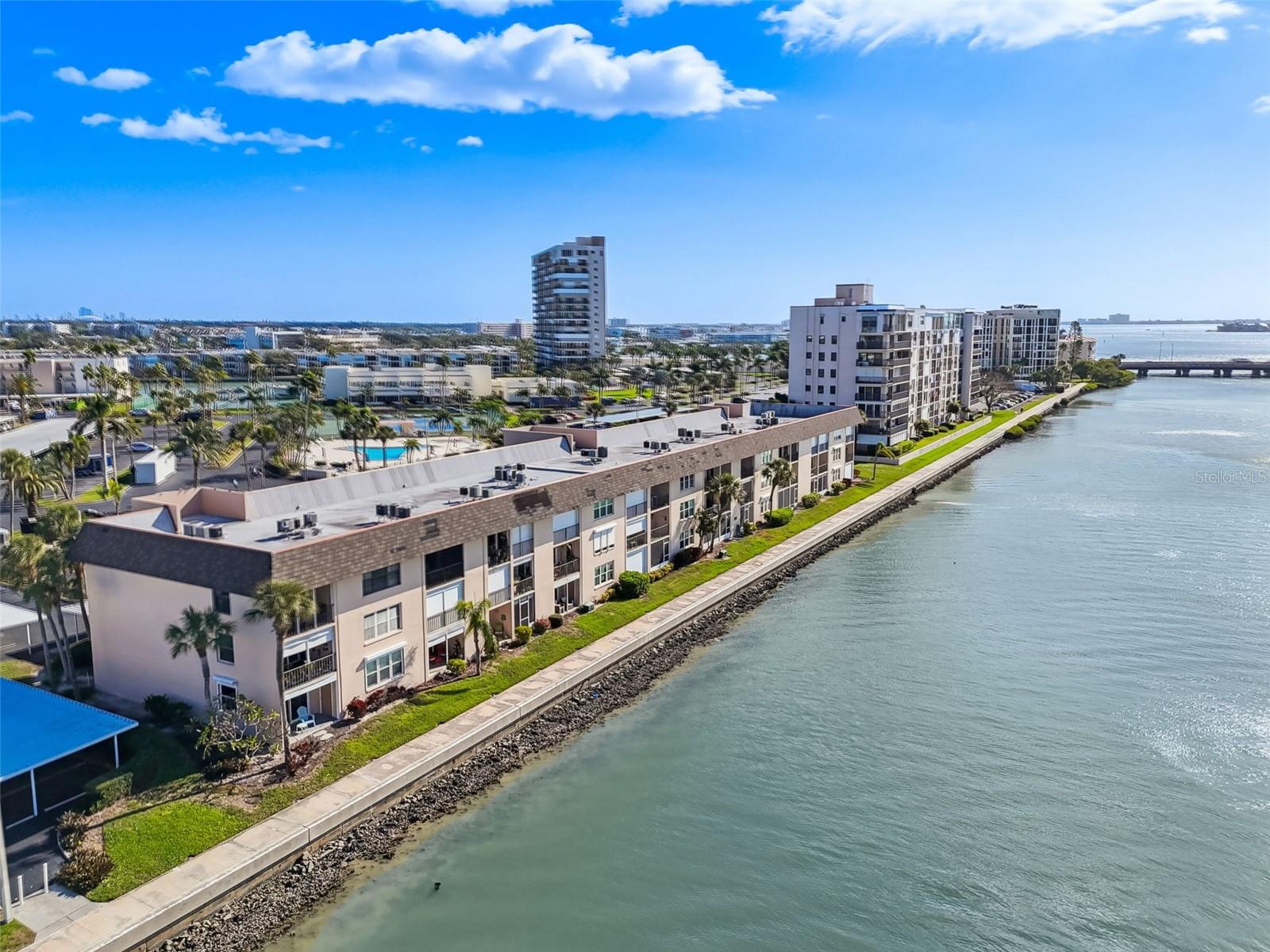 BAY ISLAND GROUP 13 - Residential