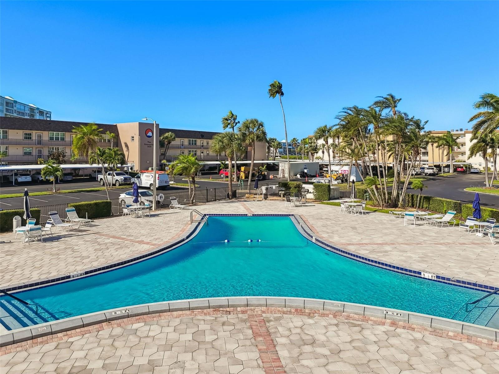 BAY ISLAND GROUP 13 - Residential