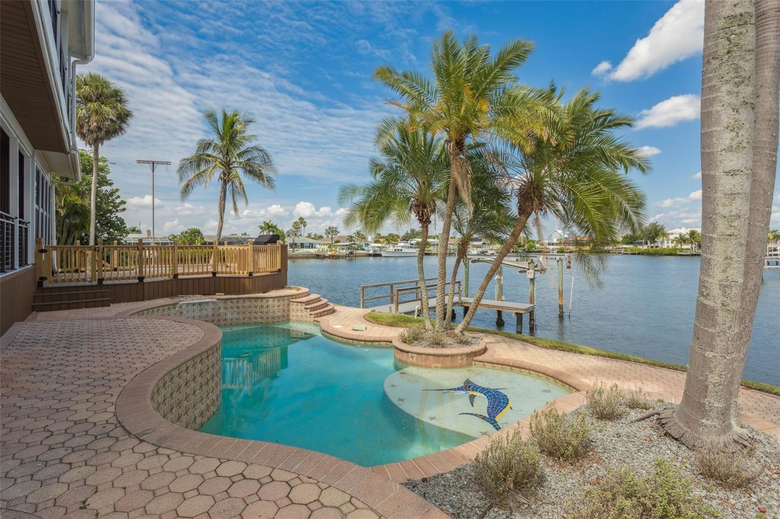 APOLLO BEACH - Residential Lease