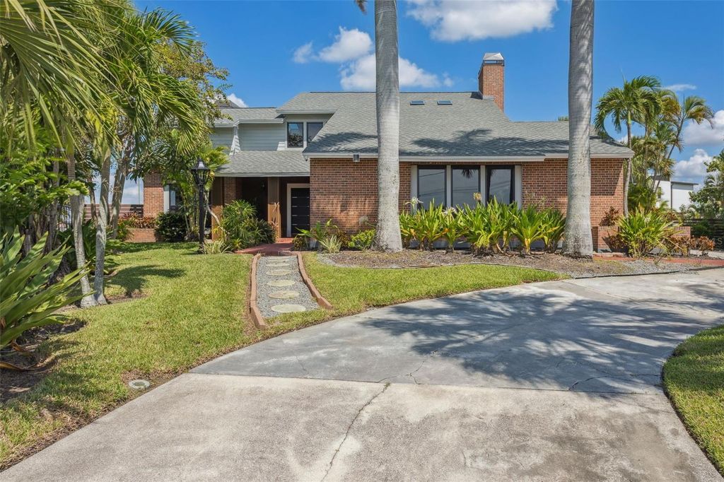 Photo of 769 Kingston Court, Apollo Beach, FL 33572 (MLS # TB8434491)