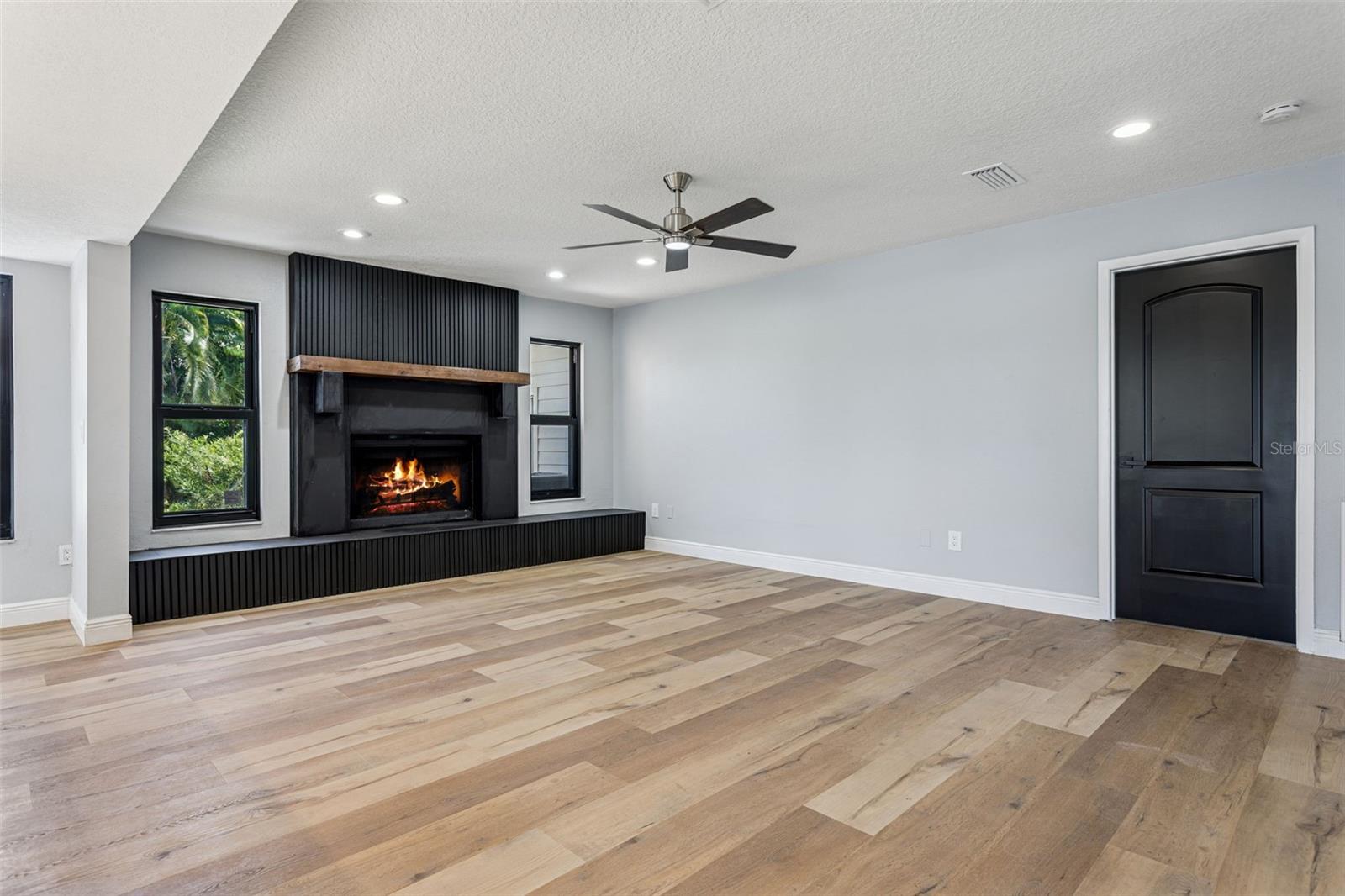 APOLLO BEACH - Residential Lease