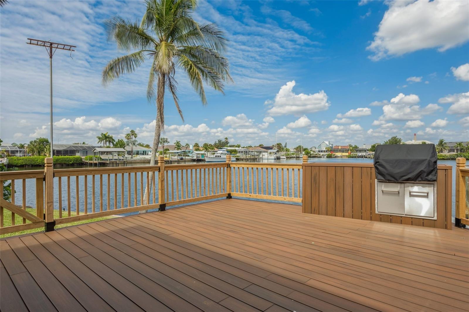 APOLLO BEACH - Residential Lease