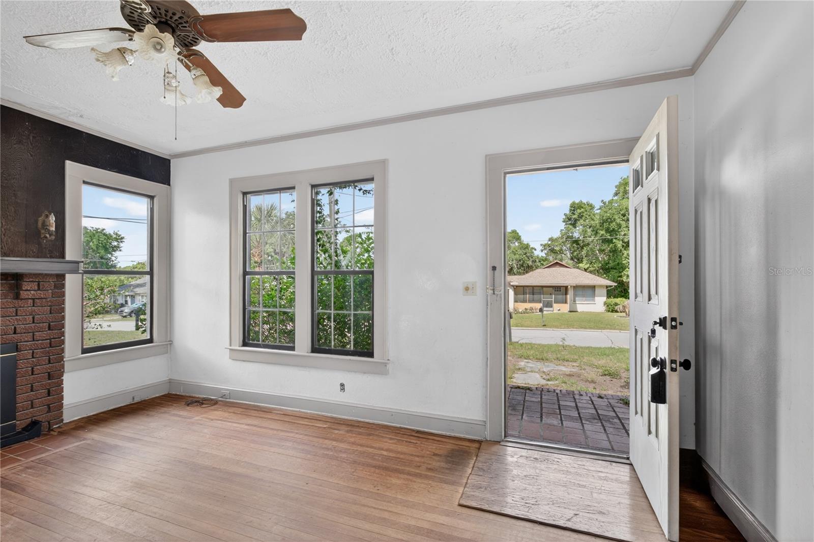EUSTIS MORNINGVIEW SUB - Residential