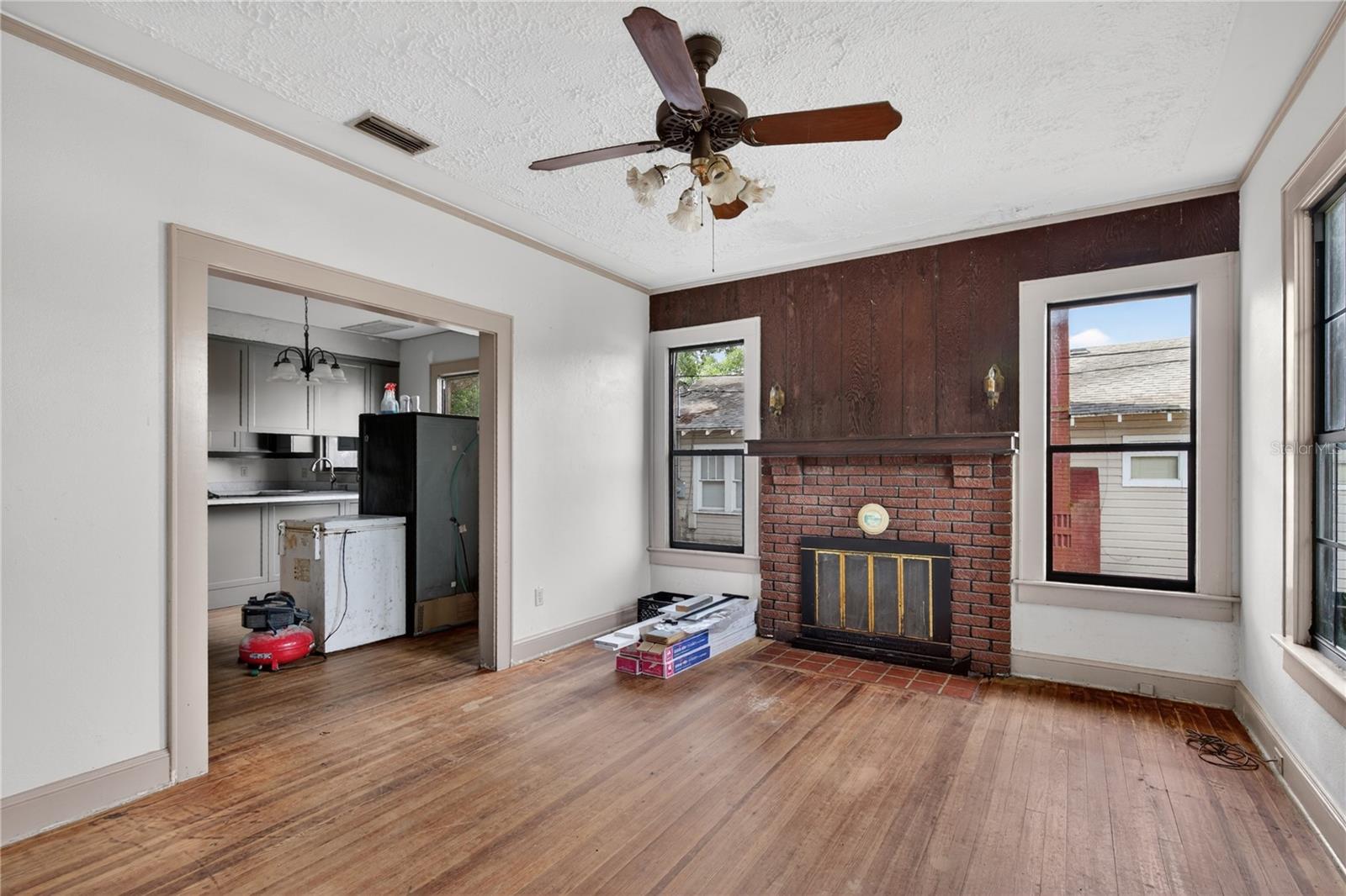 EUSTIS MORNINGVIEW SUB - Residential