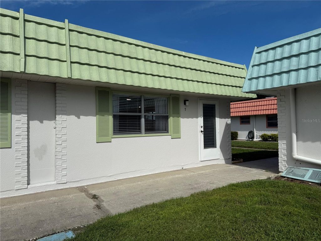Photo of 1802 Bedford Lane #7, Sun City Center, FL 33573 (MLS # TB8424879)