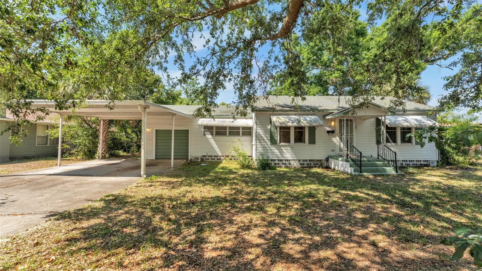 1117 OAKHILL STREET