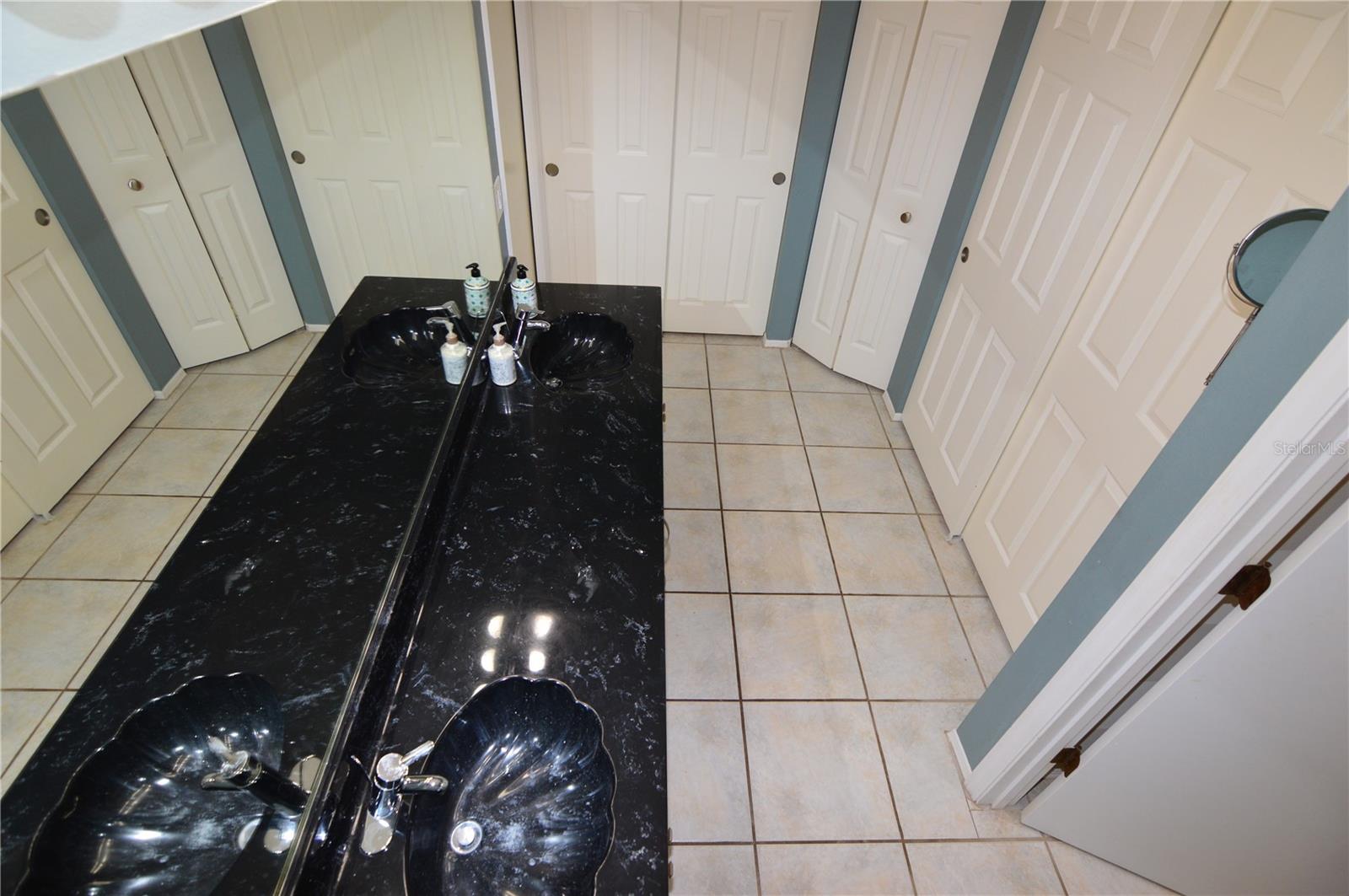 DEER HOLLOW - Residential