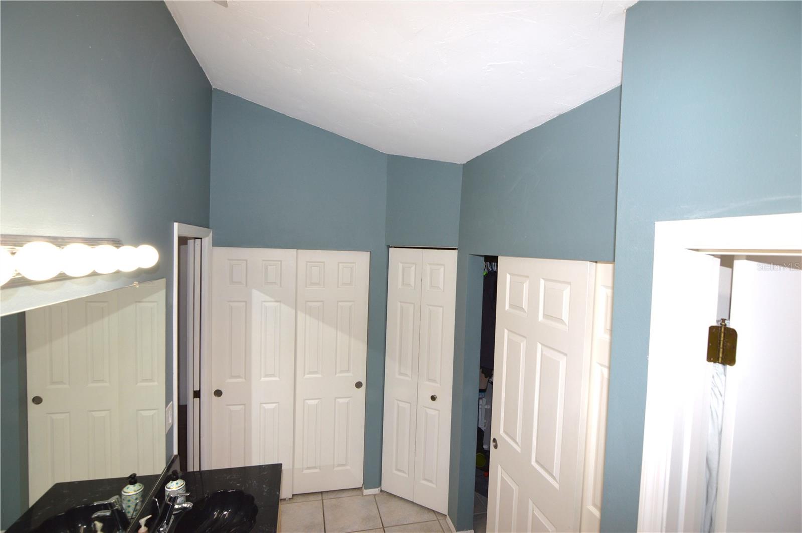 DEER HOLLOW - Residential