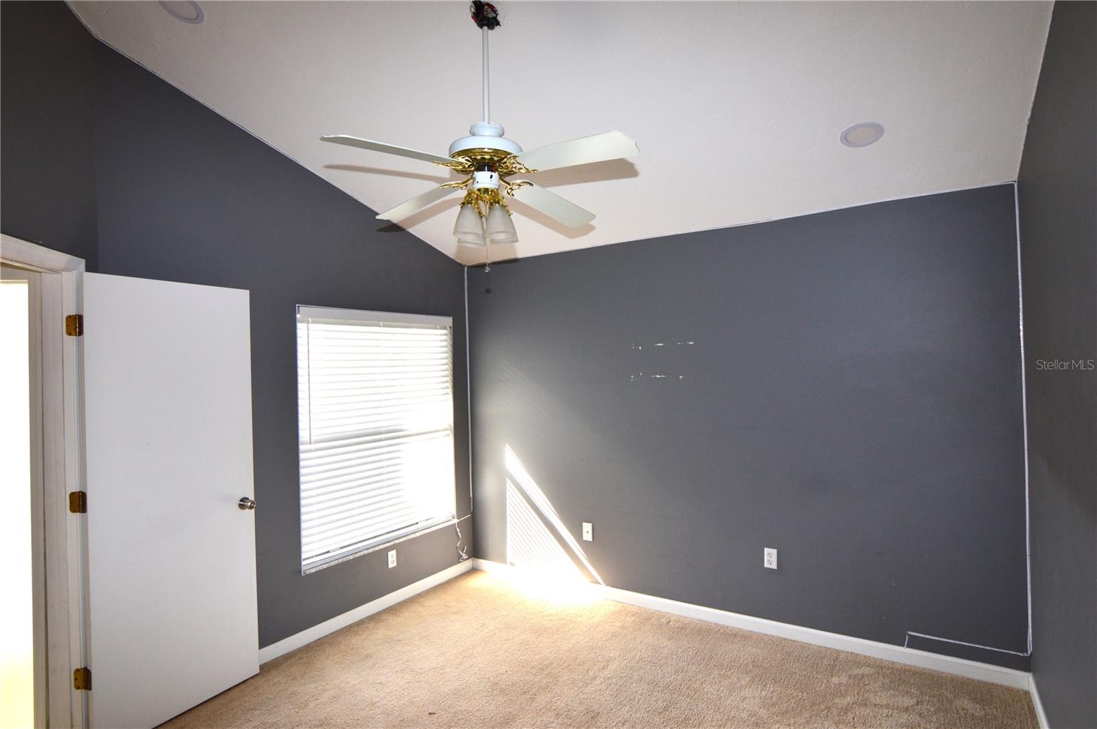 DEER HOLLOW - Residential