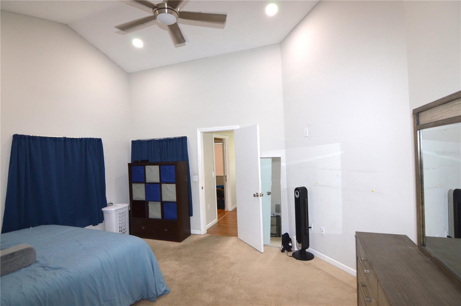 DEER HOLLOW - Residential